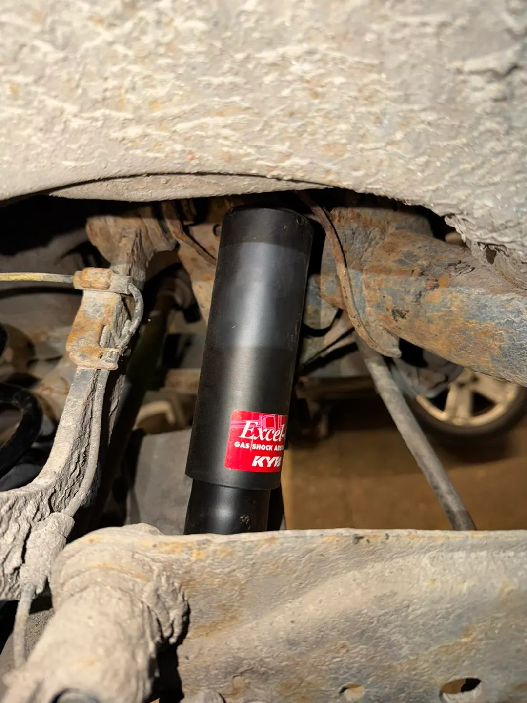 Замена тормозов и ремонт подвески — Toyota RAV4 — 12
